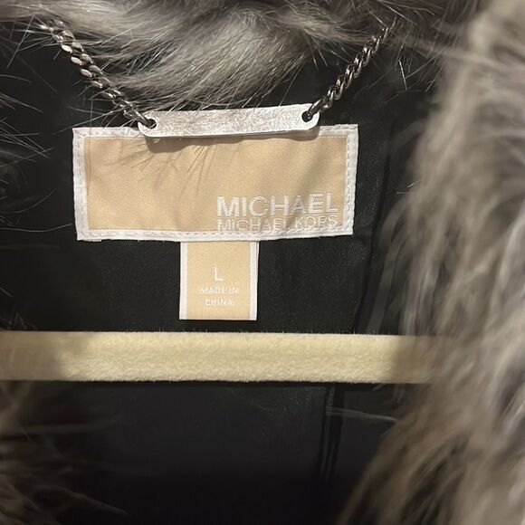 Michael Michael Kors Gray faux Fur Vest - Picture 2 of 6